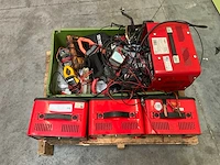 Acculaders en diverse meetapparatuur - afbeelding 4 van  5