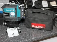 Acculaser makita sk105gd op in hoogte verstelbaar statief met accu en draagtas. - afbeelding 1 van  5
