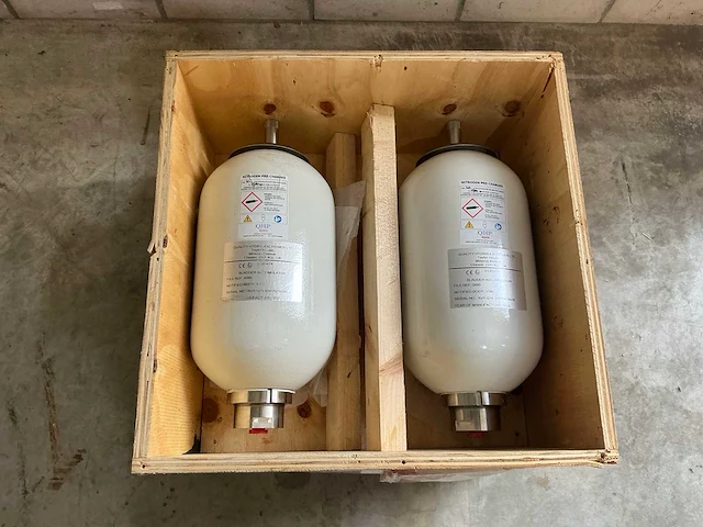 Accumulator (2x) - afbeelding 2 van  6