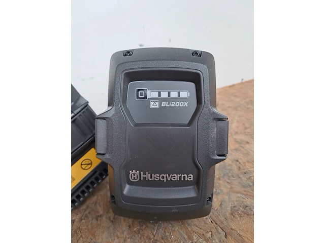 Accupakket 36v / 5,1ah incl. 2x accu, 1x acculader - afbeelding 6 van  8