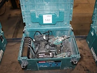 Accuschoefset makita bestaande uit schroefmachine en slagschroefmachine met lader en accu in box.