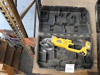 Accuslijptol dewalt met accu in koffer. - afbeelding 1 van  2