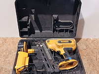 Accutacker en bouwradio , de walt, tacker type dc 68 - afbeelding 2 van  18