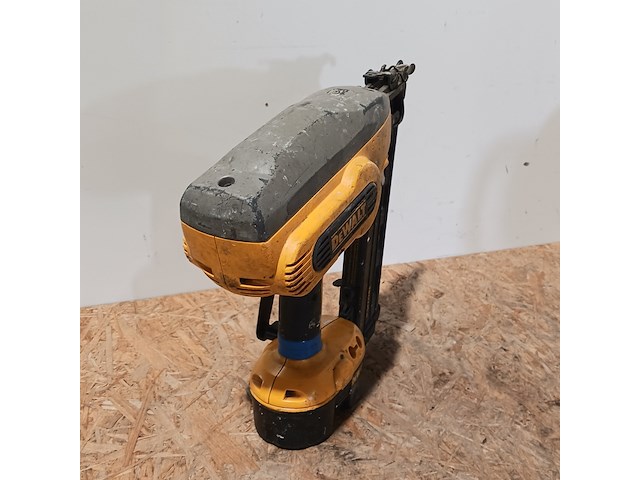 Accutacker en bouwradio , de walt, tacker type dc 68 - afbeelding 15 van  18