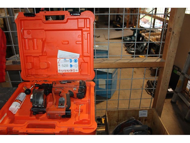 Accutacker paslode impulse in koffer. - afbeelding 1 van  2