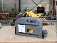 Accuvalzaag dewalt dcs520 met geleideraill en 54 volt accu. - afbeelding 2 van  3