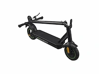 Acer 5 aes015 elektrische step 25 km/u met richtingaanwijzers bereik max 60 km zwart - afbeelding 3 van  4