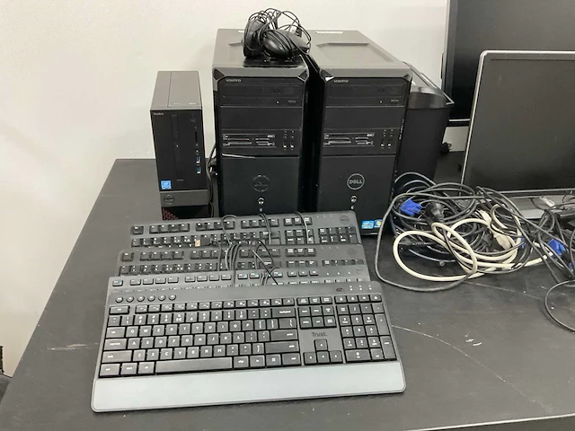 Acer aspire c24 computerscherm (3x), hp laserprinter en diverse computeronderdelen - afbeelding 4 van  19