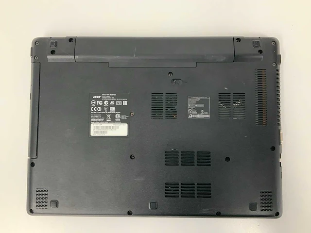 Acer aspire e 14 touch laptop - afbeelding 3 van  3