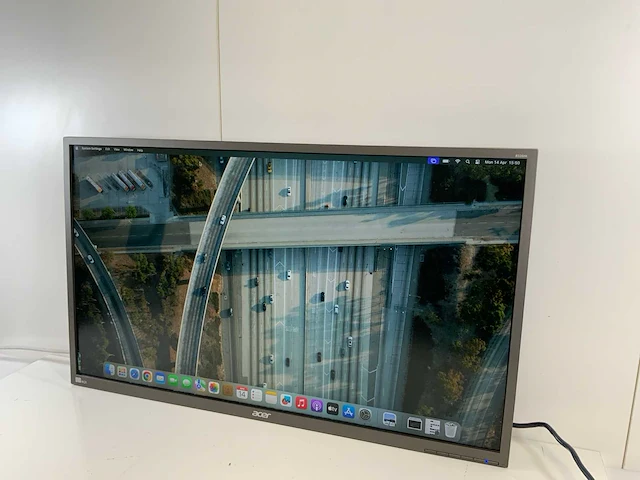 Acer (b326hk) 32", 3840x2160 (uhd) lcd monitor - afbeelding 3 van  6