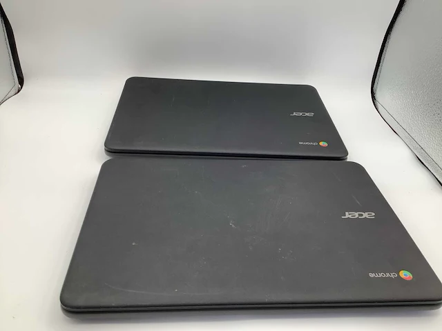 Acer chromebook c733 laptop (2x) - afbeelding 7 van  8