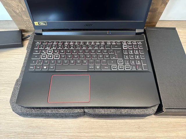 Acer nitro 5 15,6" fhd 144hz i7-10750h 16gb/1tb ssd rtx3060 win10 an515-55-75am - afbeelding 3 van  9