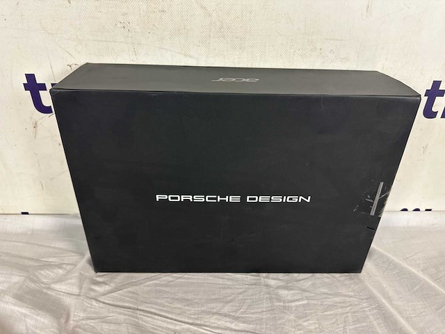 Acer porsche design book rs ap714-51t-57d6 intel® core™ i5 i5-1135g7 laptop 35,6 cm (14") touchscreen full hd 8 gb lpddr4x-sdram 512 gb ssd wi-fi 6 (802.11ax) windows 10 home duits zwart, zilver - afbeelding 2 van  3