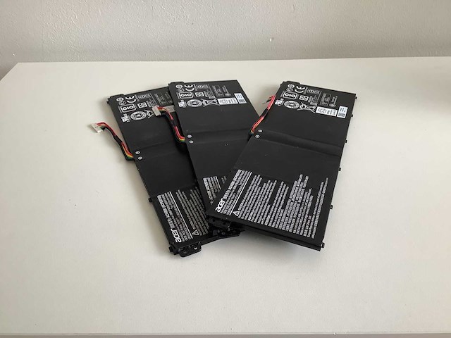 Acer travelmate spin b118 laptop (2x) - afbeelding 6 van  6