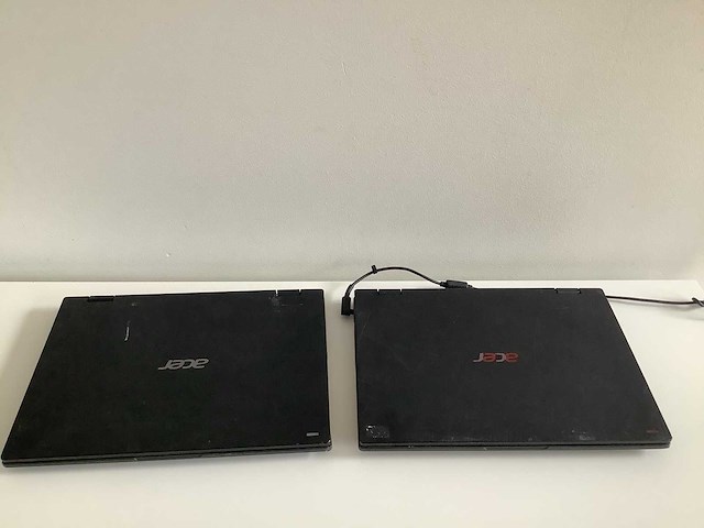 Acer travelmate spin b118 laptop (2x) - afbeelding 3 van  7
