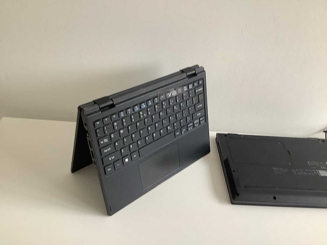 Acer travelmate spin b118 laptop (2x) - afbeelding 6 van  7