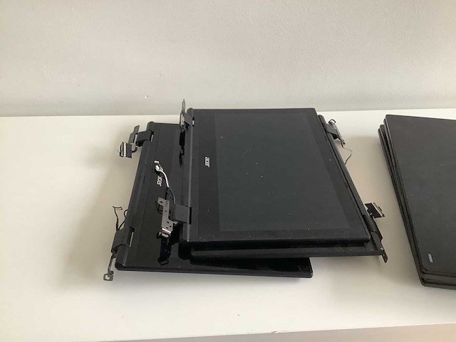 Acer travelmate spin b118 laptop (2x) - afbeelding 7 van  7