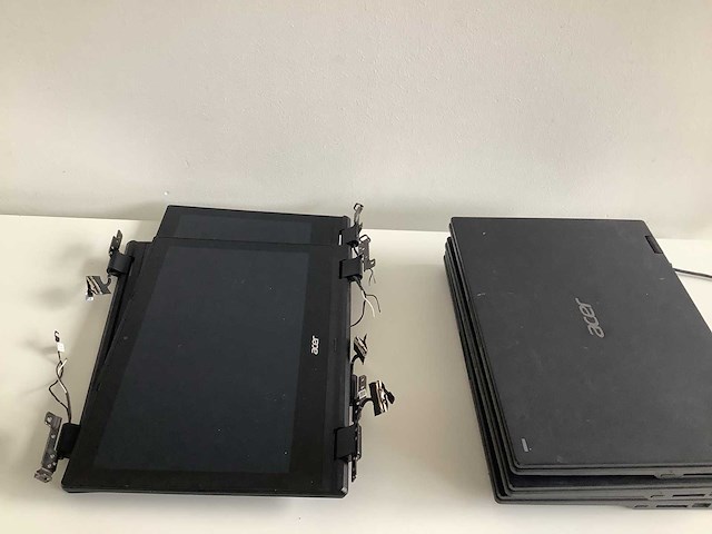 Acer travelmate spin b118 laptop (3x) - afbeelding 6 van  6