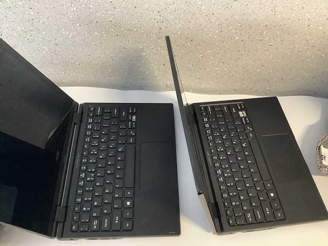 Acer travelmate spin b118 series laptop (8x) - afbeelding 10 van  11