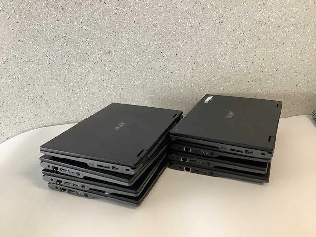 Acer travelmate spin b118 series laptop (8x) - afbeelding 2 van  8