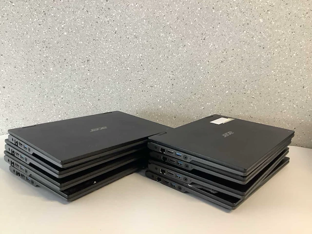 Acer travelmate spin b118 series laptop (8x) - afbeelding 1 van  9