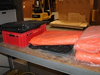 Acht bouwzeilen in diverse uitvoeringen w.o. 3x4m en 10x12m. - afbeelding 2 van  2