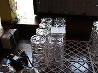 Acht cocktailglazen. - afbeelding 2 van  2