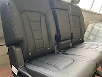 Achterbank ssang yong en linker deurruit, ssan yong rexton , nieuwe type van bouwjaar 2023, zwart, 2023 - afbeelding 5 van  5
