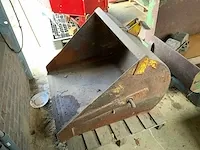 Achterlader grondbak - afbeelding 1 van  6