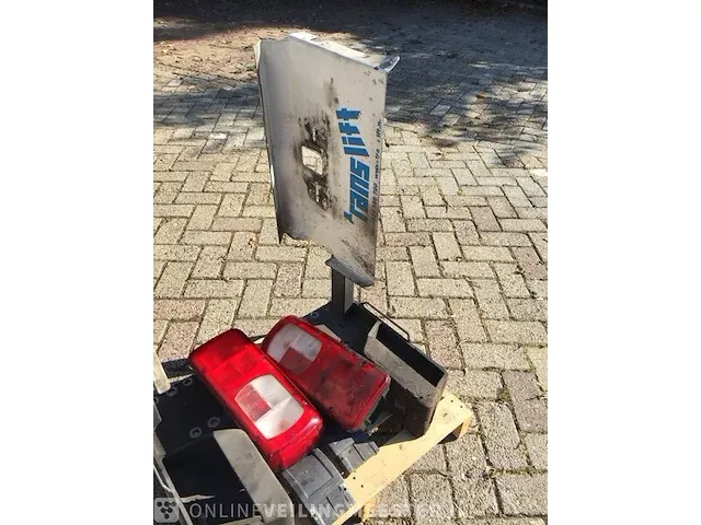 Achterspiegel en achterverlichting daf - afbeelding 5 van  5