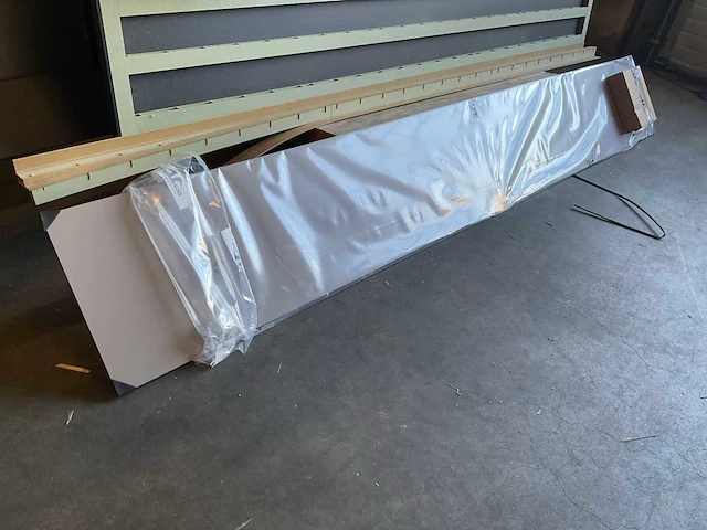 Achterwand 3180x450 mm - afbeelding 1 van  2