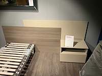 Achterwand met bedkast - afbeelding 3 van  6