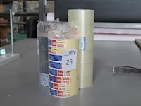 Achttien rollen tape in diverse uitvoeringen. - afbeelding 1 van  3