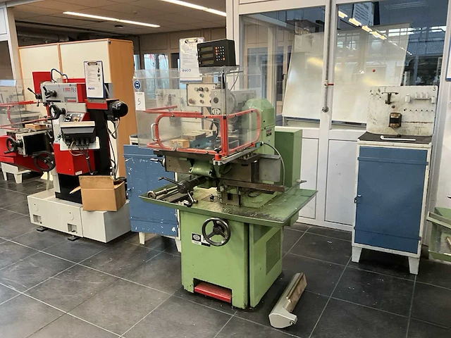 Aciera f3 freesmachine - afbeelding 1 van  10