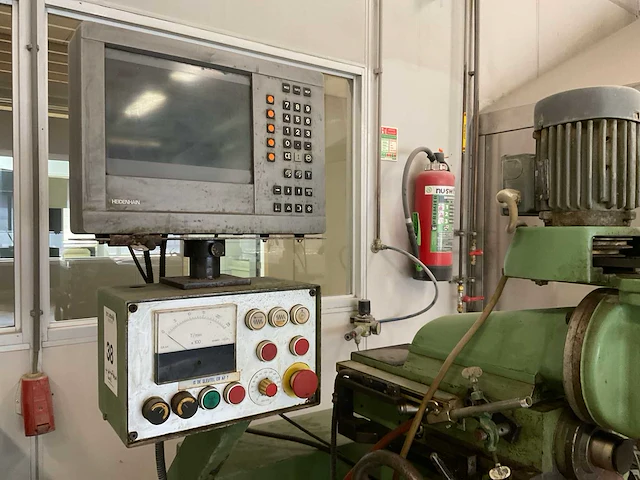 Aciera f3 v freesmachine - afbeelding 20 van  21