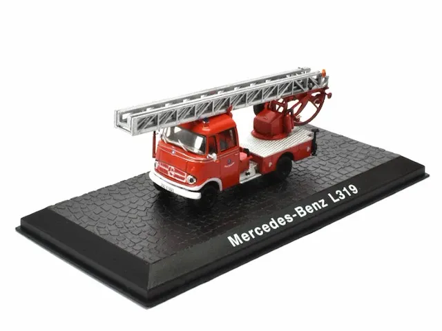 Acmpo002-mercedes-benz l319 - brandweer - edition atlas miniatuur auto 1:72 - afbeelding 1 van  3