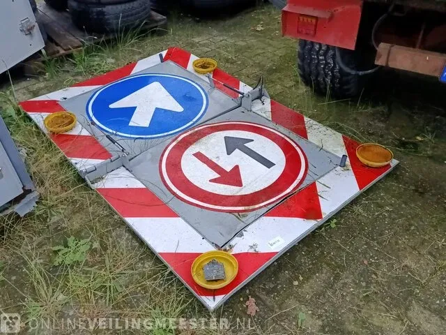 Actiebord - afbeelding 1 van  3