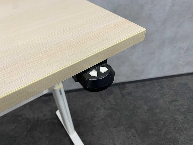 Actiforce - elektrisch zit-sta bureau 160x80 - afbeelding 14 van  15