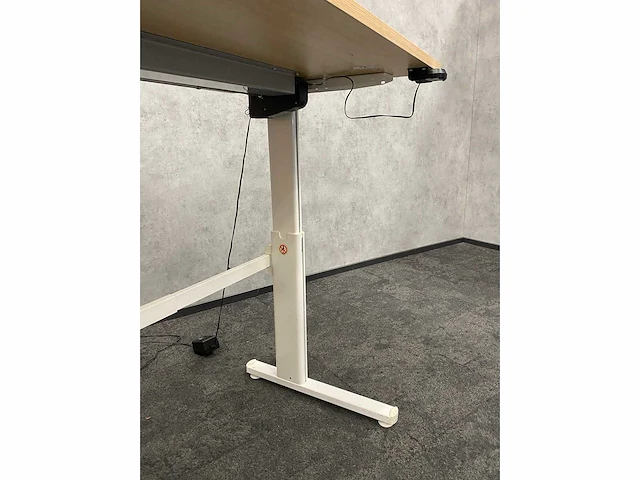Actiforce - elektrisch zit-sta bureau 160x80 - afbeelding 17 van  17