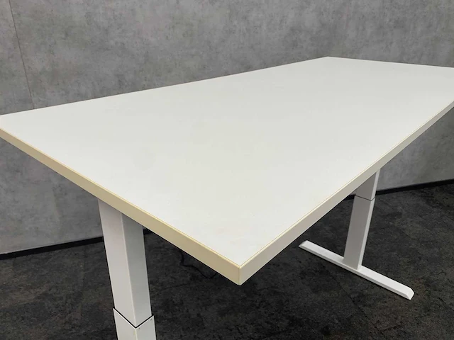 Actiforce - zit-sta elektrisch bureau 180x80 - afbeelding 2 van  10