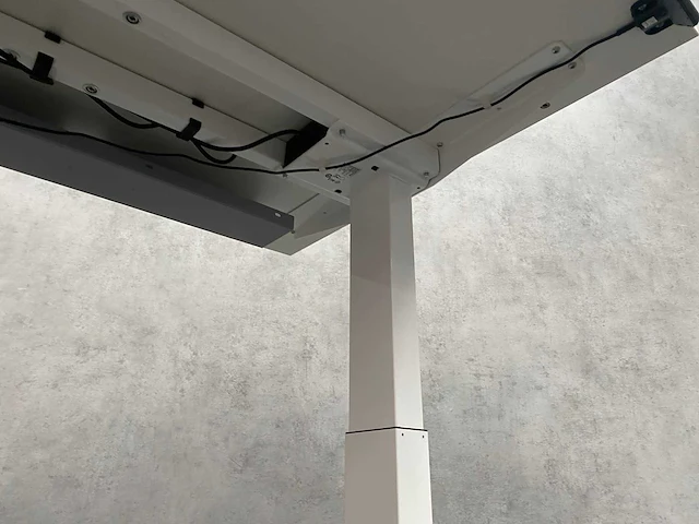 Actiforce - zit-sta elektrisch bureau 180x80 - afbeelding 9 van  10