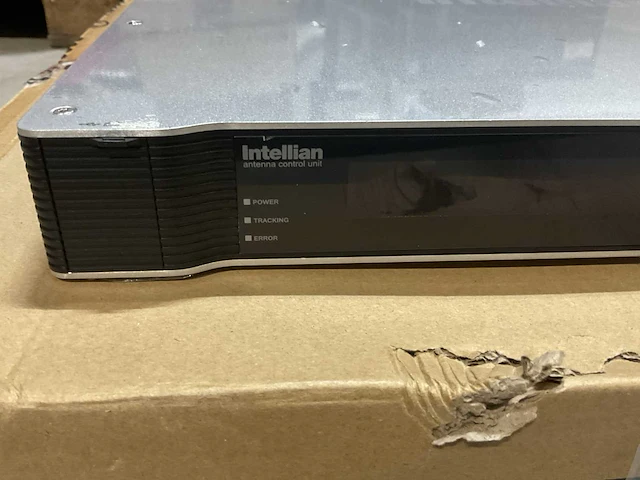 Acu intellian vp-t506 antenne control unit - afbeelding 3 van  6