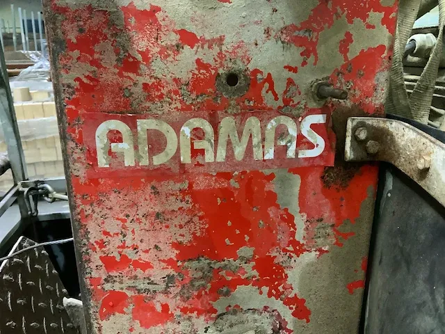 Adamas betonzaag / vloerzaagmachine op aanhanger - afbeelding 7 van  32