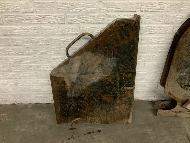 Adamas betonzaag / vloerzaagmachine op aanhanger - afbeelding 18 van  32