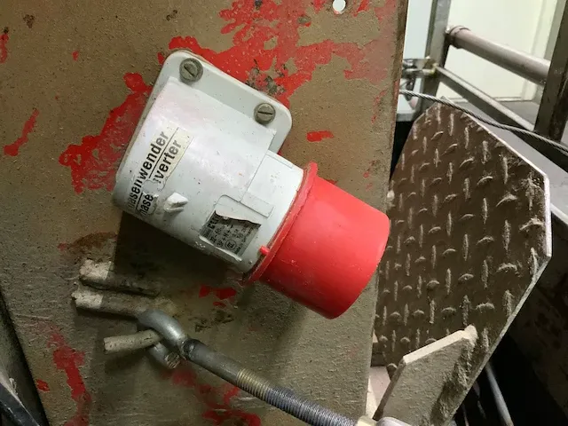 Adamas betonzaag / vloerzaagmachine op aanhanger - afbeelding 19 van  32