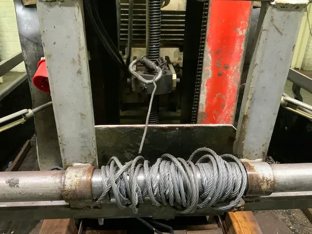 Adamas betonzaag / vloerzaagmachine op aanhanger - afbeelding 22 van  32