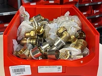 Adapter vrouw pers knie 32x1 - partij - afbeelding 3 van  6