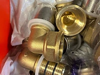 Adapter vrouw pers knie 32x1 - partij - afbeelding 5 van  6