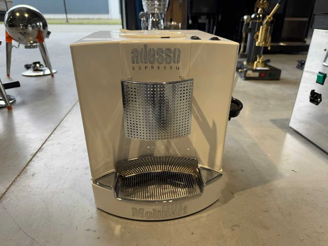 Adesso - cafe molinari - espressomachine - afbeelding 1 van  10