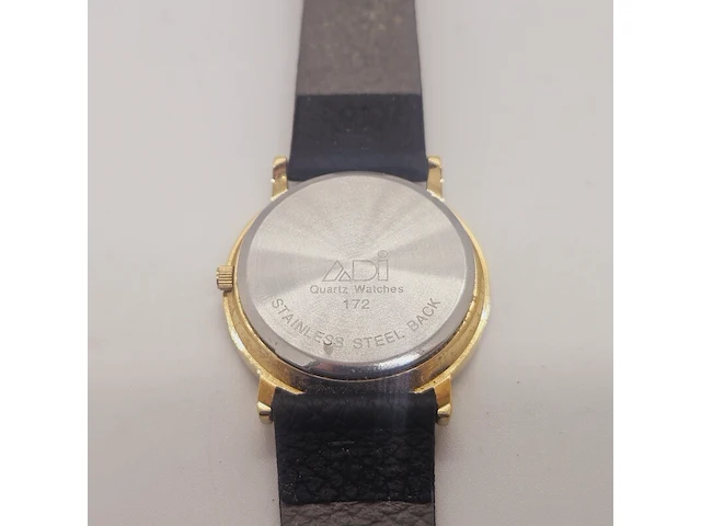 Adi quartz horloge met arabische indexen - afbeelding 6 van  6